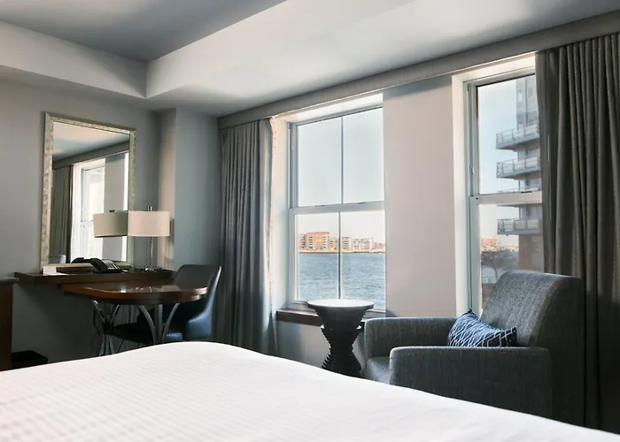 Battery Wharf Hotel, Boston Waterfront