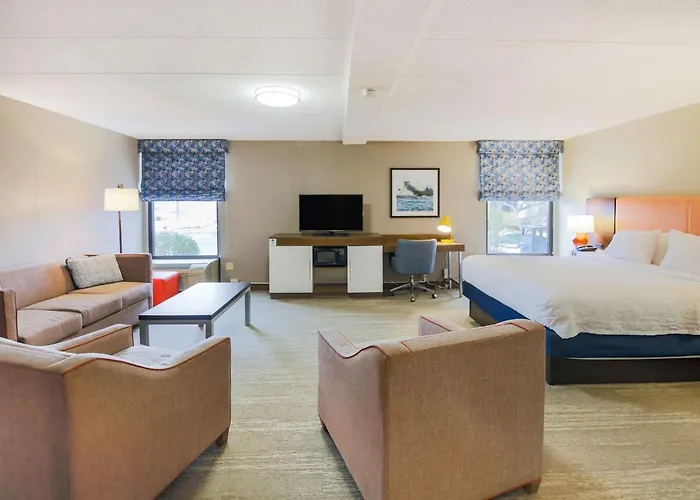 Hampton Inn Fall River/Westport